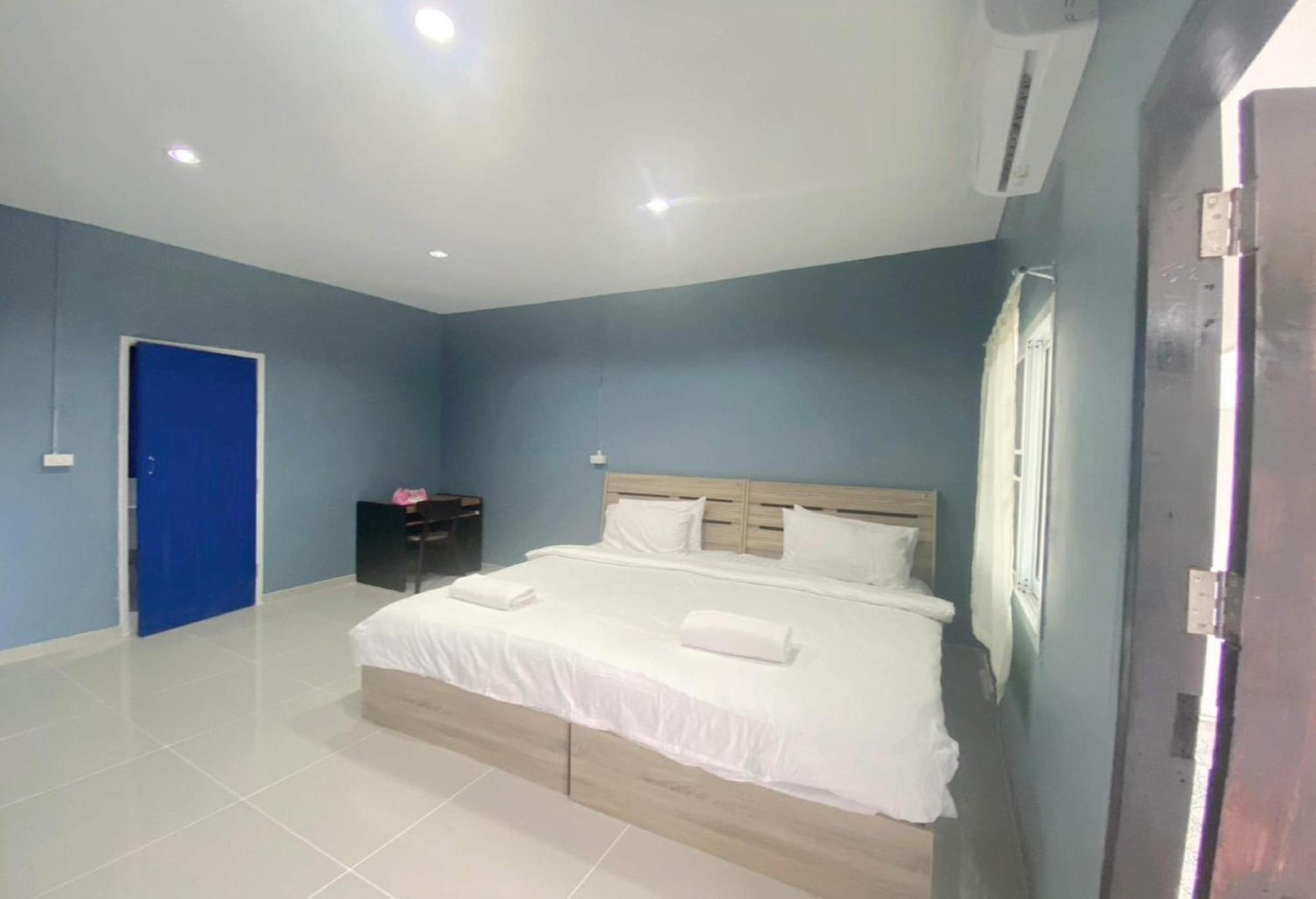 Collection O To The Sea Resort Thailand Na Chom Thian Esterno foto